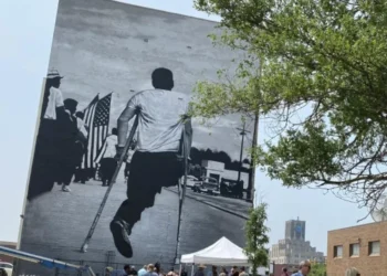Five-Story Mural Honors Amputee Civil Rights Marcher