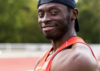 Derek Loccident Jumps to the Front of the Line