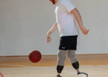 Getting Ukrainian Amputees Back on Their Feet